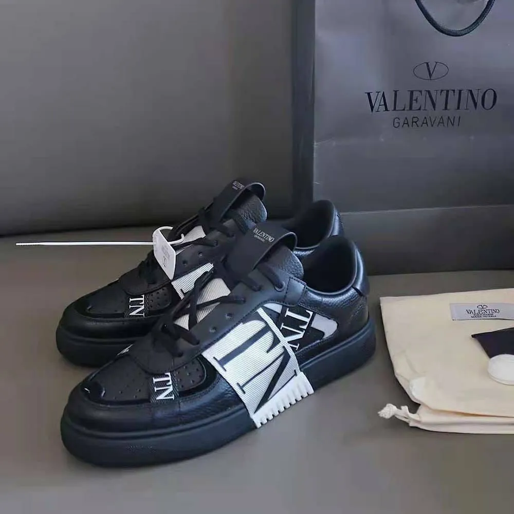 First Copy Valentino Garvani Sneaker