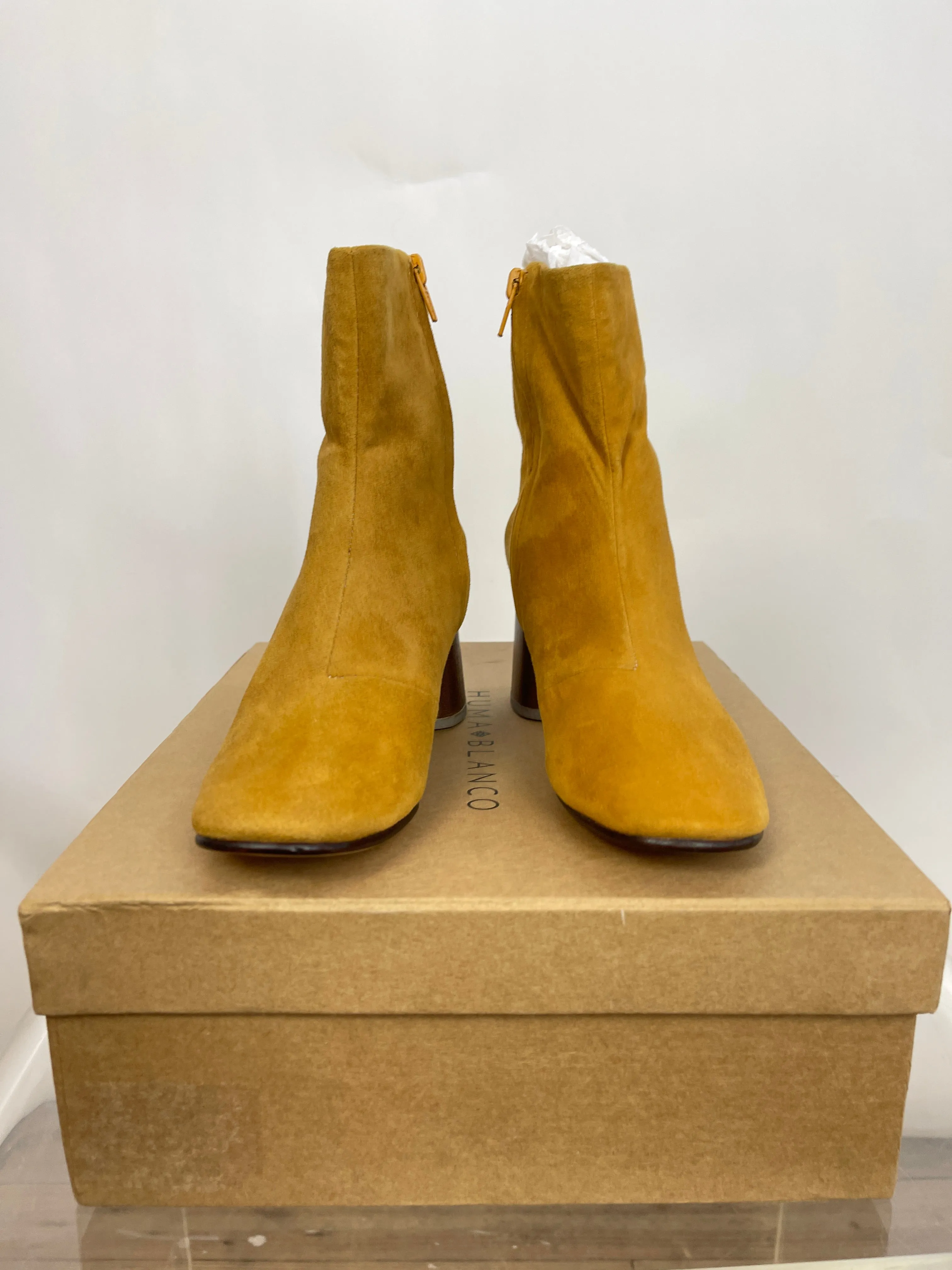 Huma Blanco "Harlow" Bootie - Mustard (36)