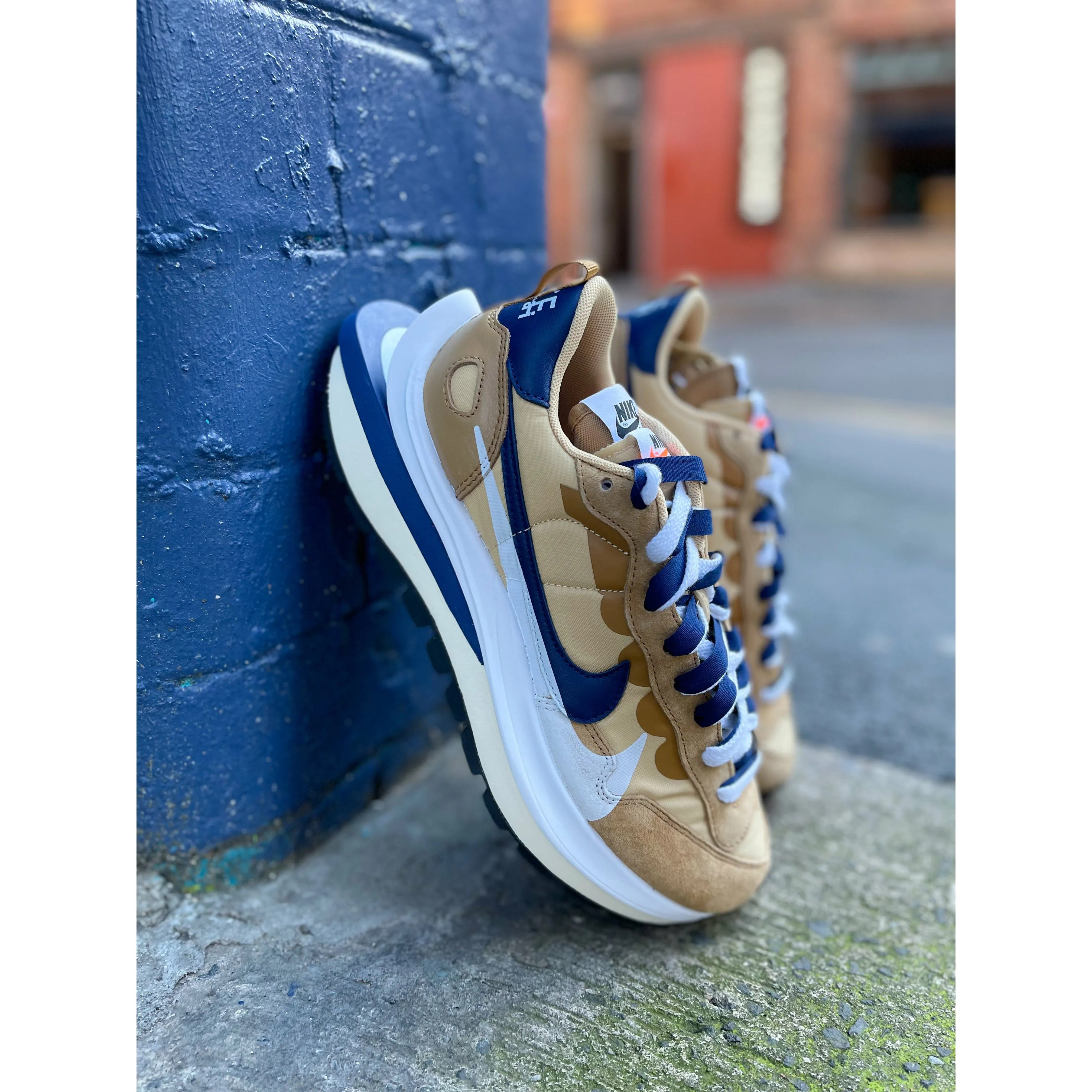 Nike Vaporwaffle sacai Sesame Blue Void