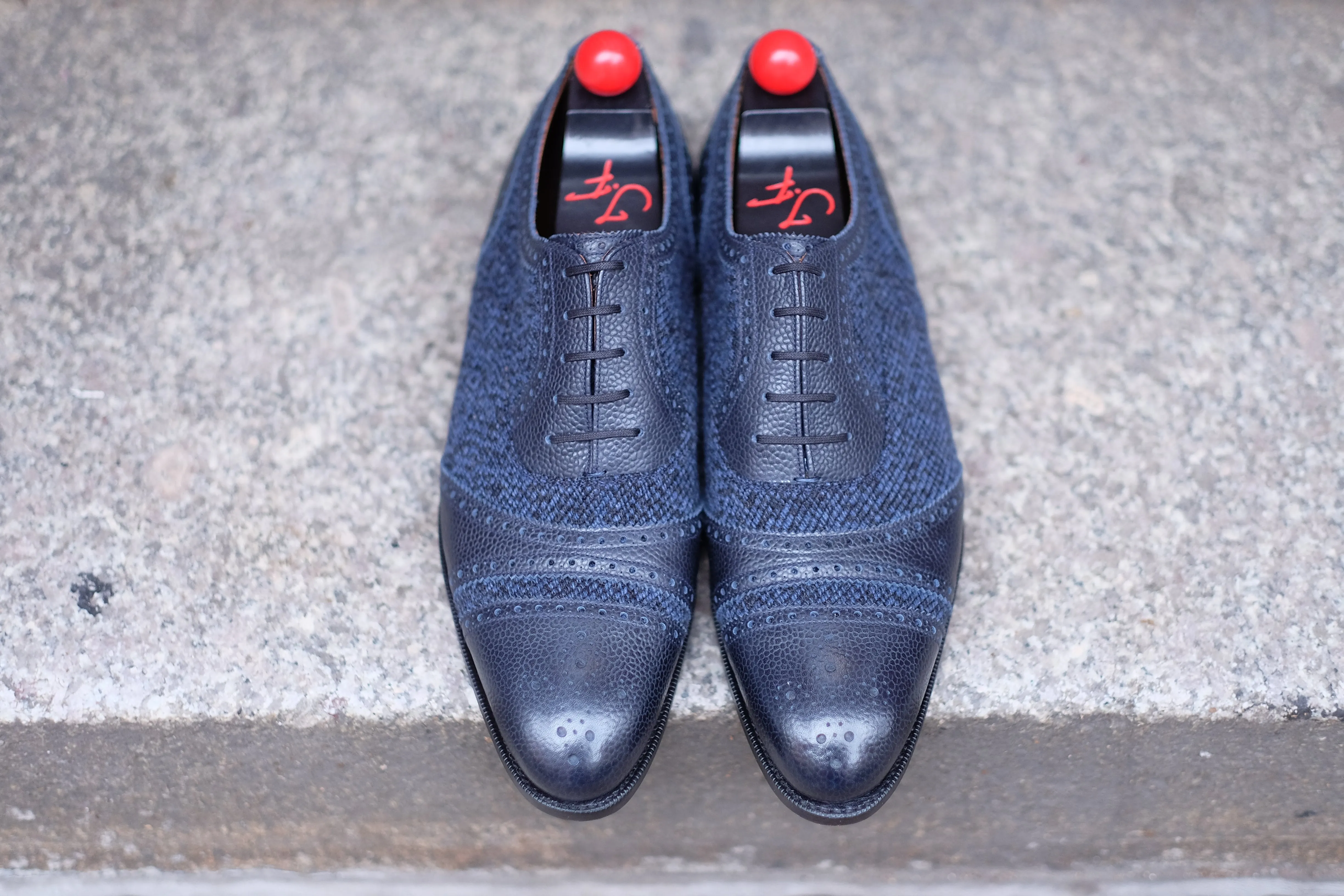 Phillips - MTO - Navy Scotch Grain / Blue Poulsbo - NGT Last - Single Leather Sole - Fleur De Lys Medallion