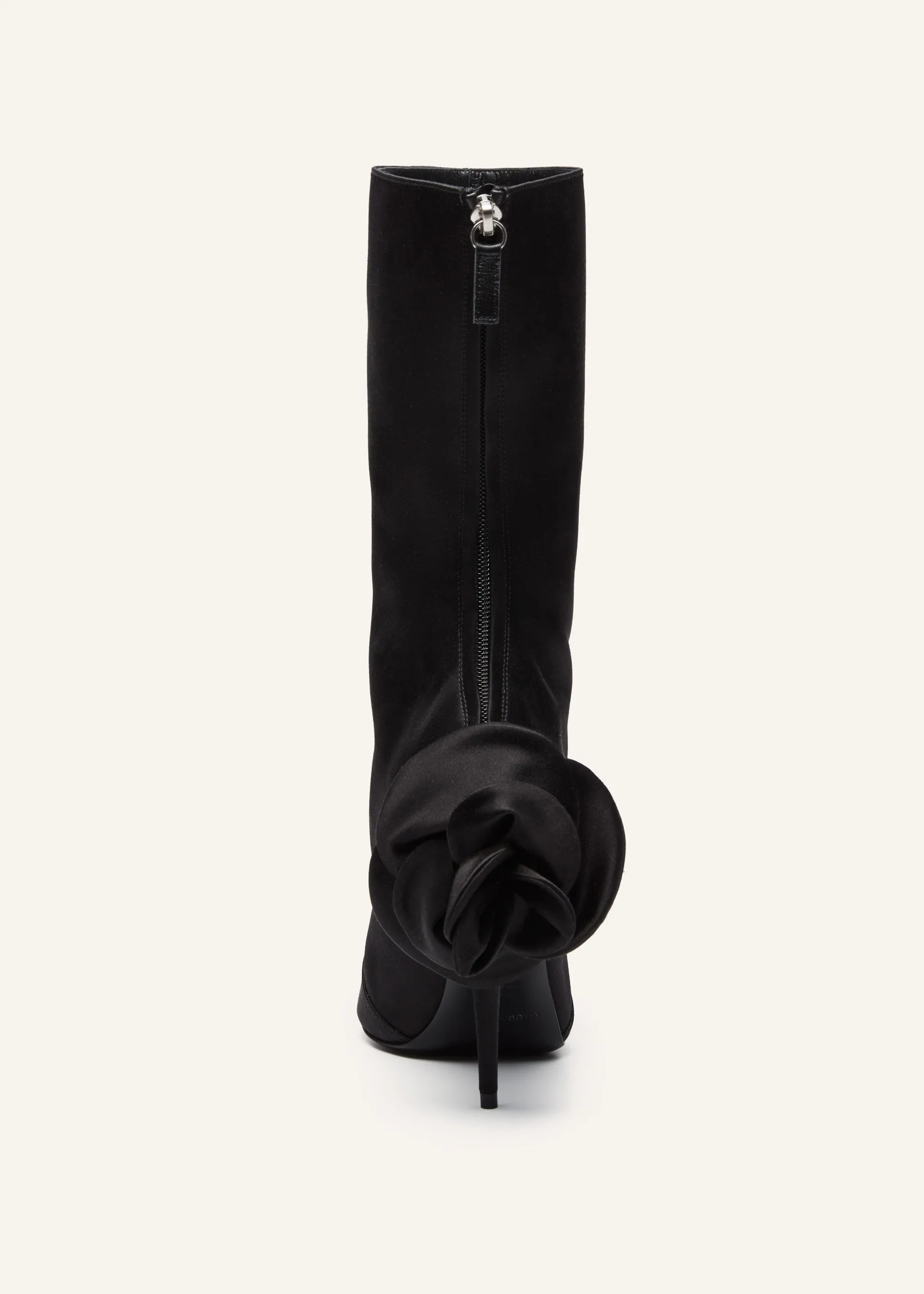 Sharp pointed calf boots in black satin