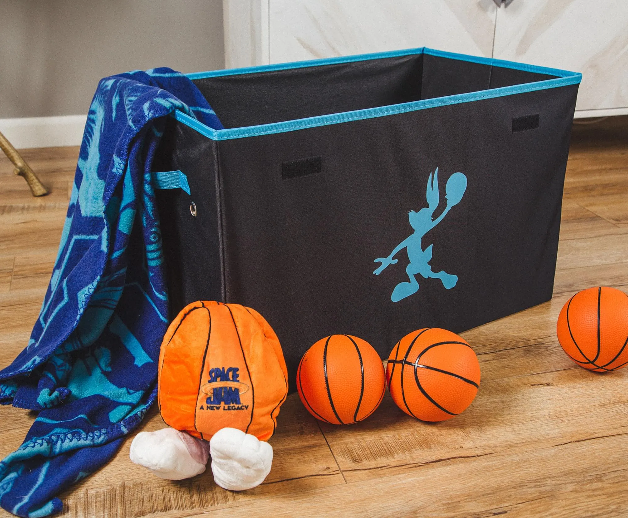 Space Jam: A New Legacy Bugs Bunny Collapsible Storage Bin Organizer with Lid