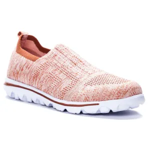 TravelActiv Stretch Rose Slip ons