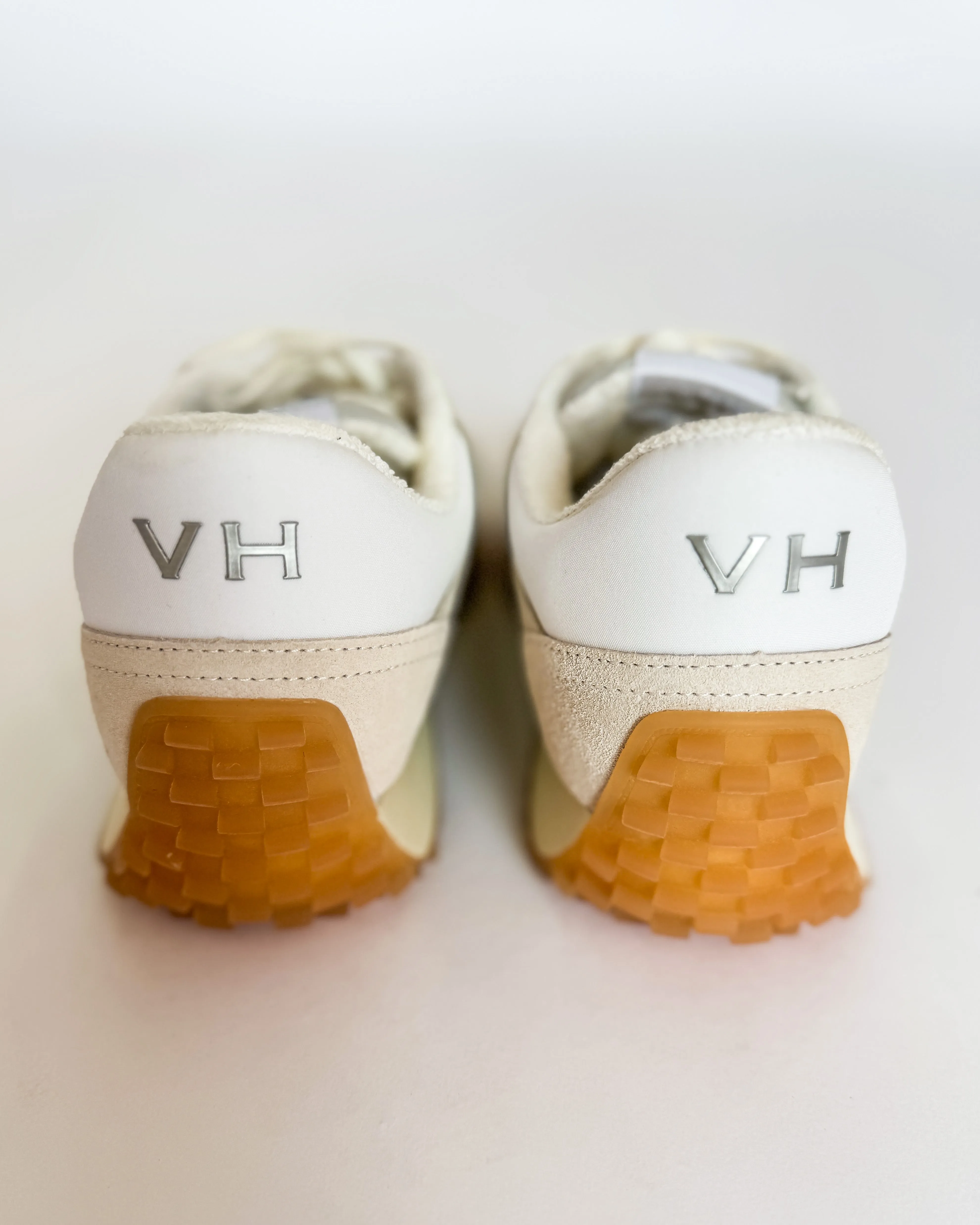 VH | Cosmic 15 White Pebble Taupe Sneakers